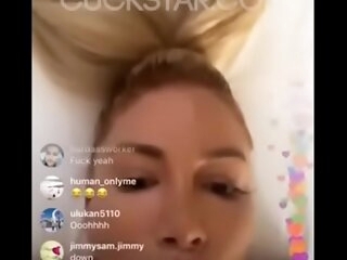 IG model gets pussy licked essentially live